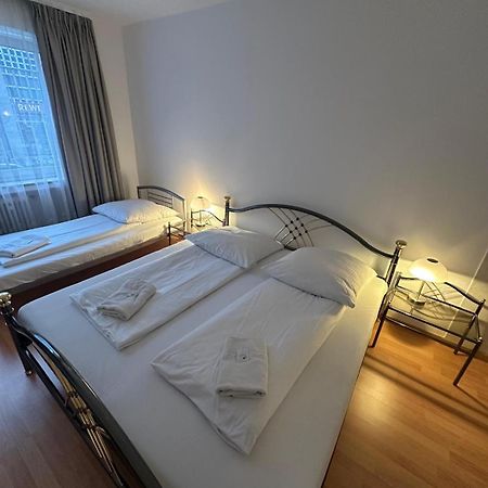 Hotel-Pension Asta Monachium Zewnętrze zdjęcie